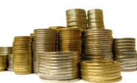 Banii românilor nu merg către investiții