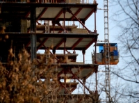 Piaţa imobiliară rom&acirc;nească s-ar fi prăbuşit şi fără o criză globală