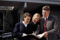 Şcoala de experţi evaluatori de proprietăţi imobiliare