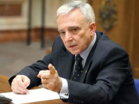 sursa:standard.ro