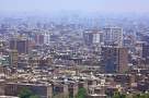 În Cairo, localnicii avuţi preferă suburbiile şi nu centrul oraşului
