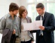 Salariu mediu de agent imobiliar: 10.000 dolari/lună. Condiţia: o pregătire extrem de bună.