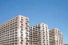 Apartamente noi versus vechi