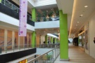 Inaugurarea mall-ului la timp face victime: Unii retaileri din Atrium Arad au fost luati prin surprindere si n-au apucat sa-si amenajeze magazinele