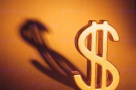 Cursul leului urcă la maximul istoric faţă de moneda americană, de 3,5243 lei/dolar