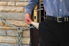 Datornici fără case - la noi, datornici cu chirie asigurată - în Ungaria