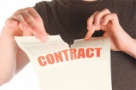 Unul din cinci contracte încheiate pentru o locuinţă nouă a fost reziliat