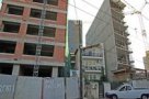 Urbanism a la Bucuresti: cum sa strivesti o casa intre trei blocuri