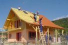 România a avut în iulie cel mai mare declin lunar al sectorului construcţiilor din UE