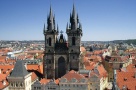 Vacanţă la Praga cu tot cu suveniruri: 400 euro