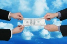 Piaţa bancară a devenit competitivă, băncile luptă să-şi ia reciproc clienţii