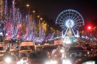 Ai toate motivele să vizitezi Parisul de Crăciun!