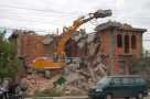Bulgarii îşi dărâmă de bunăvoie proprietăţile construite ilegal