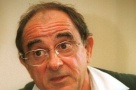 Ilie Şerbănescu: Construcţia de mall-uri nu va stimula redresarea economiei