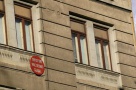 Guvernul a aprobat consolidarea altor opt imobile cu risc seismic ridicat