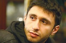 Dragoş Bucur speră să facă sărbătorile în casa ecologică de la Baloteşti