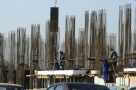 Volumul lucrărilor de construcţii a scăzut în primele unsprezece luni din 2010 cu peste 15%