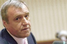 Valeriu Stoica intră de partea lui Constanda într-un proces de 200 mil. € cu Primăria Capitalei