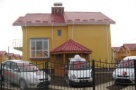 Cumperi o casă, primeşti o maşină cadou