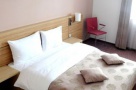 Negoiţă a început să vândă camerele din hotelul Rin. Ce succes are