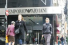 Retailerii de moda vor magazine mari, strada le ofera doar buticuri