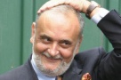 Patriciu cumpara ieftin imobiliare