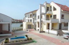Criza imobiliară loveşte şi în zonele rezidenţiale de lux