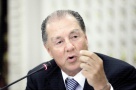 „Sunt blocat. Nu înţeleg dorinţa de a demola o clădire. Nu ştiam că îmi trebuie aprobare de la Vatican“
