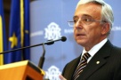 Isărescu: Mă aştept ca dobânzile la creditarea în lei să scadă în perioada următoare