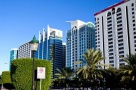 Autorităţile din Abu Dhabi oferă locuitorilor un ajutor de 650 milioane dolari