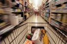Micii retaileri ar trebui să se unească pentru a trece cu bine criza