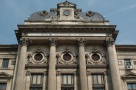 BNR: Preţul locuinţelor va continua să scadă