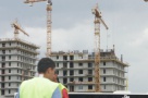 Prăbuşirea leului a scumpit apartamentele noi cu 10%