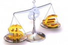 Dolarul – cel mai mare declin din ultimii 12 ani. Specialiştii susţin însă că moneda americană îşi va reveni rapid. Pe ce se bazează?