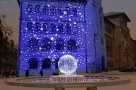 Primaria Bucurestiului impodobeste orasul cu 2,5 milioane de beculete ecologice si holograme de Craciun
