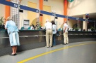 Românii nu prea mai au cui să ceară credite, la nevoie. Băncile rămân fără angajaţi şi fără sucursale