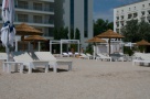 Cum să te cazezi mai ieftin la mare: Închiriezi un apartament în grup. Vezi cât sunt chiriile