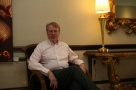 Rockefeller scoate bani din apartamente româneşti pentru investitorii americani
