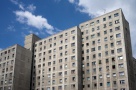 De ce au devenit proprietăţi "fierbinţi" blocurile comuniste din estul Germaniei