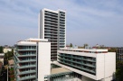 Isărescu împrumută bani pentru a cumpăra un apartament într-un ansamblu insolvent