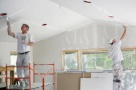Românii renovează puţin, dar nu şi ieftin. Tocmai de aceea, ei aleg să îşi modernizeze locuinţa puţin câte puţin