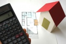 Anul 2012 a adus statului încasări de peste 100 milioane euro din tranzacţiile imobiliare