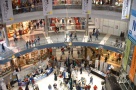 Piaţa spaţiilor comerciale nu promite foarte mult în 2013