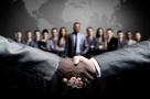 Băncile, sub lupa marilor clienţi privaţi. Nu preţul, ci calitatea serviciilor primează