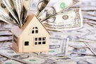 Impozite uriaşe pentru oamenii cinstiţi şi tranzacţii gratis, pentru hoţi. Un nou sistem de taxare imobiliară atrage oprobriul public