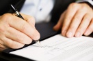 Ce pierzi şi ce câştigi, atunci când închiriezi o locuinţă cu contract?