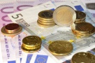 Euro se apropie de minimul acestui an