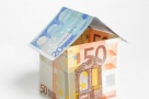 Creditarea populaţiei, susţinută de împrumuturile imobiliare