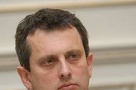 Banii împrumutaţi vor ajuta indirect şi imobiliarele