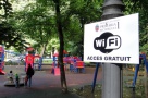 Reţelele gratuite de wireless din parcuri, un succes printre bucureşteni